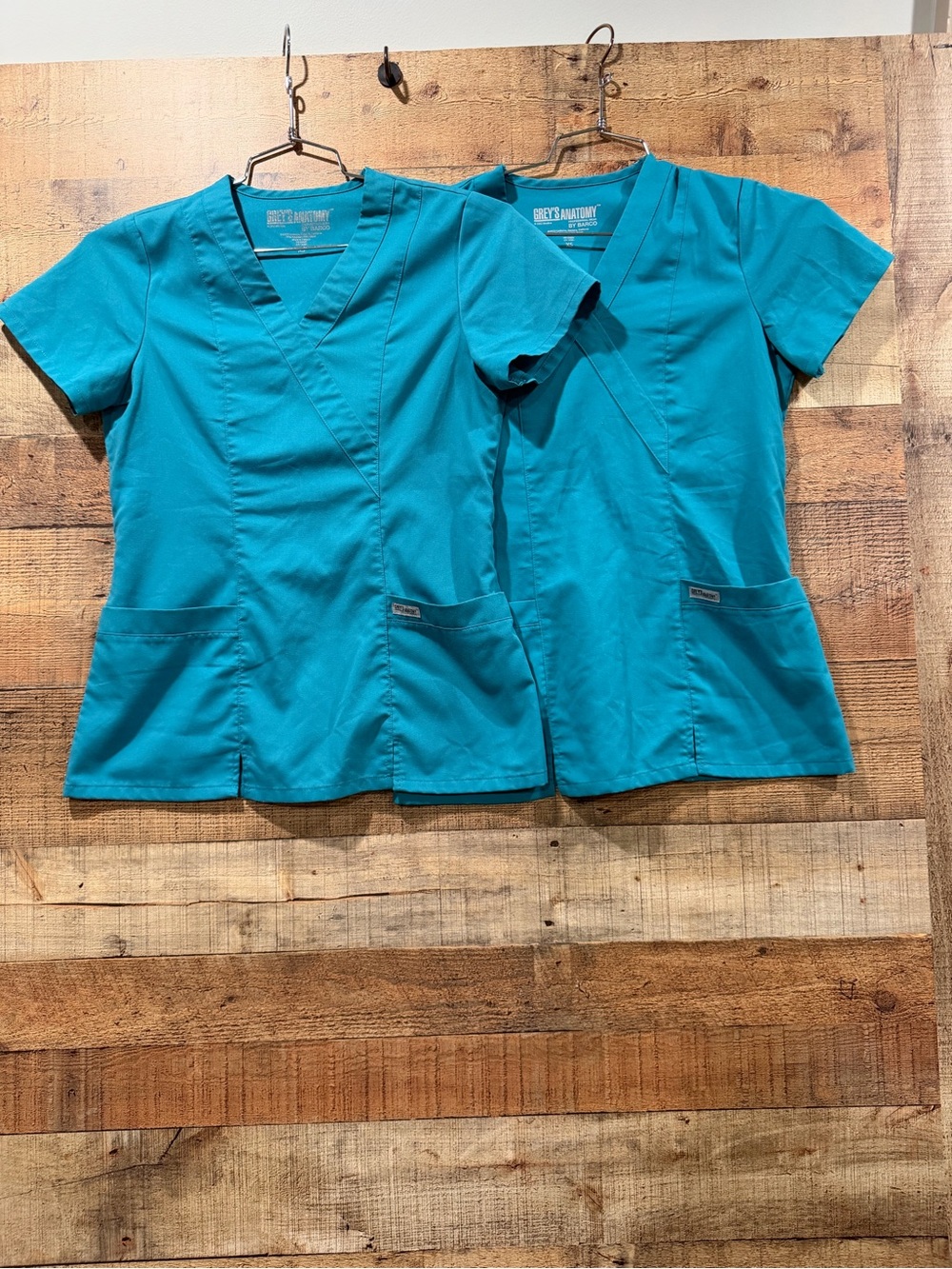 Grey's Anatomy Teal V-Neck Scrub Top Bundle of 2- Women's Size Small